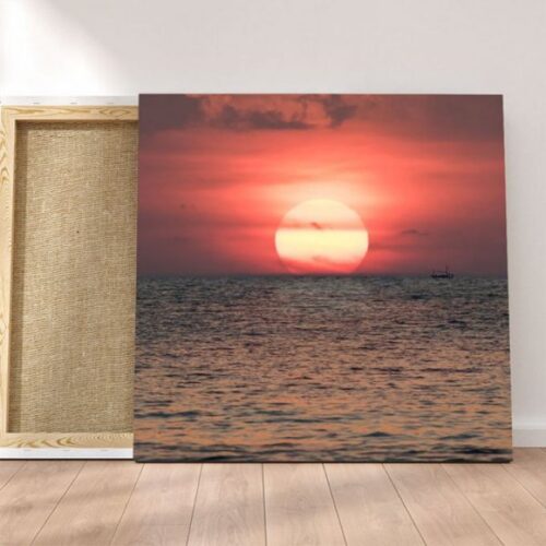Bateau de Pêche au Coucher de Soleil - Toile Murale – Image 2