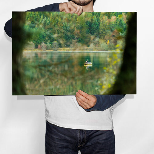 Pêcheur au Lac du Bouchet - Toile Murale – Image 2